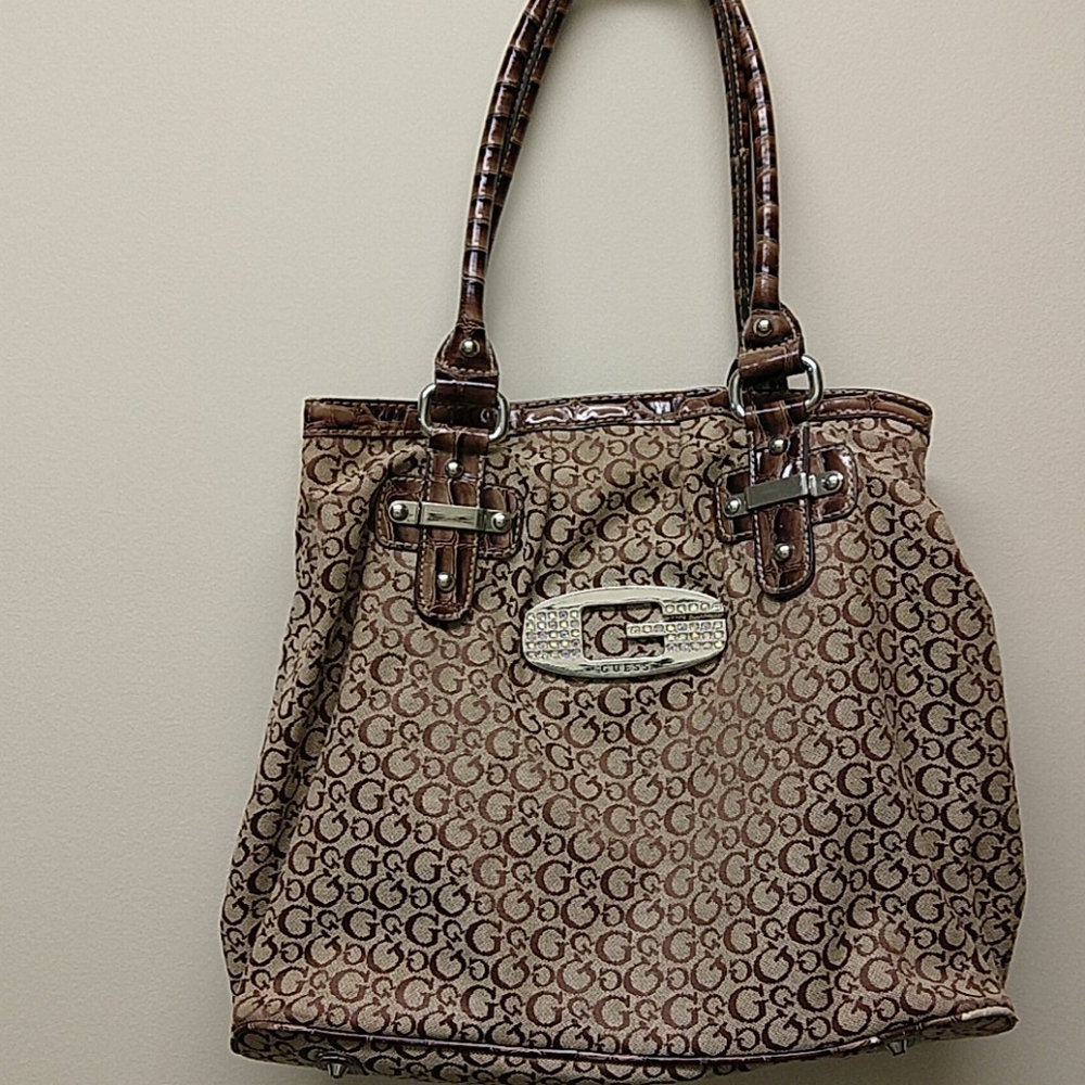 Guess purse